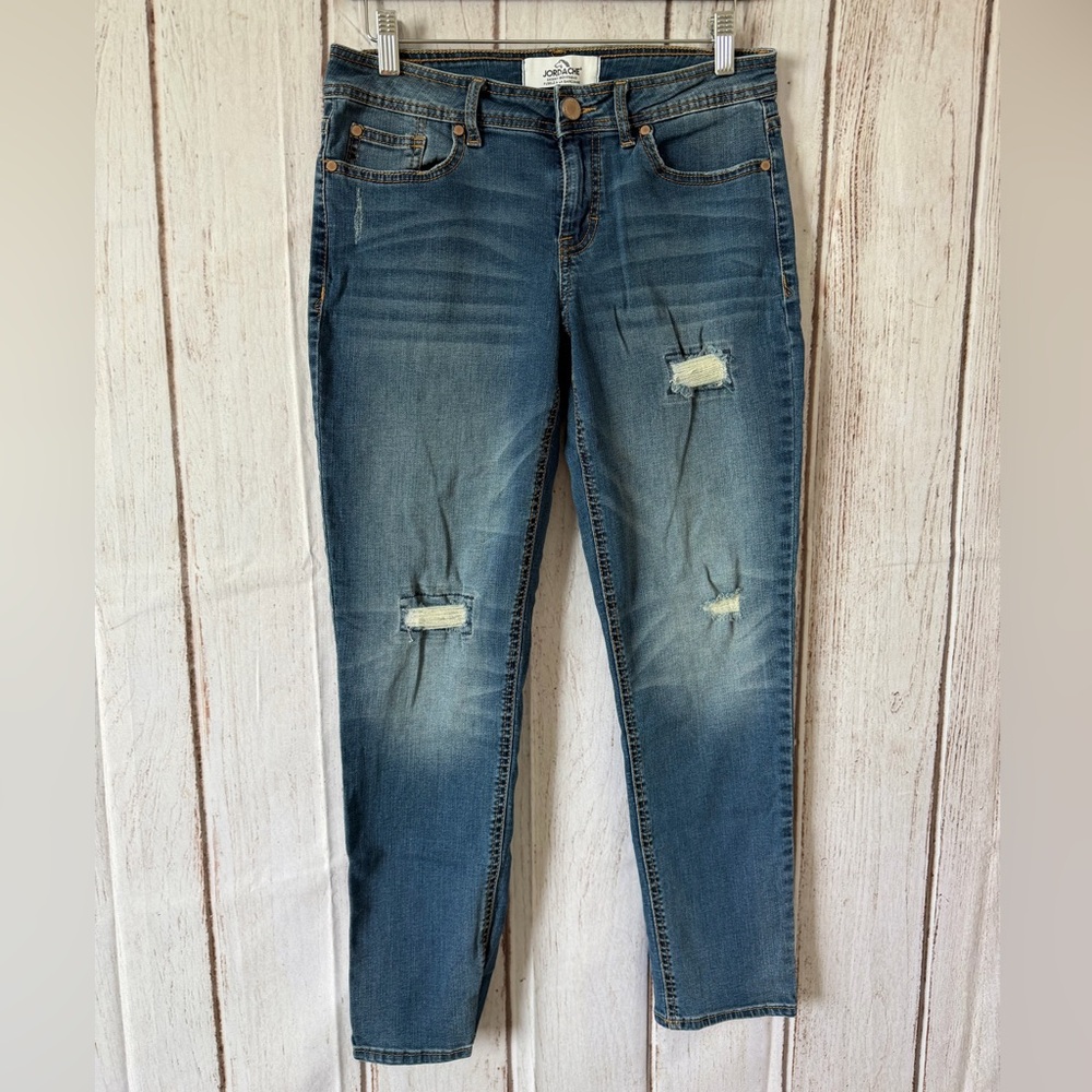 Jordache Women's Skinny Boyfriend Distressed Low Rise Denim
Jeans size 6